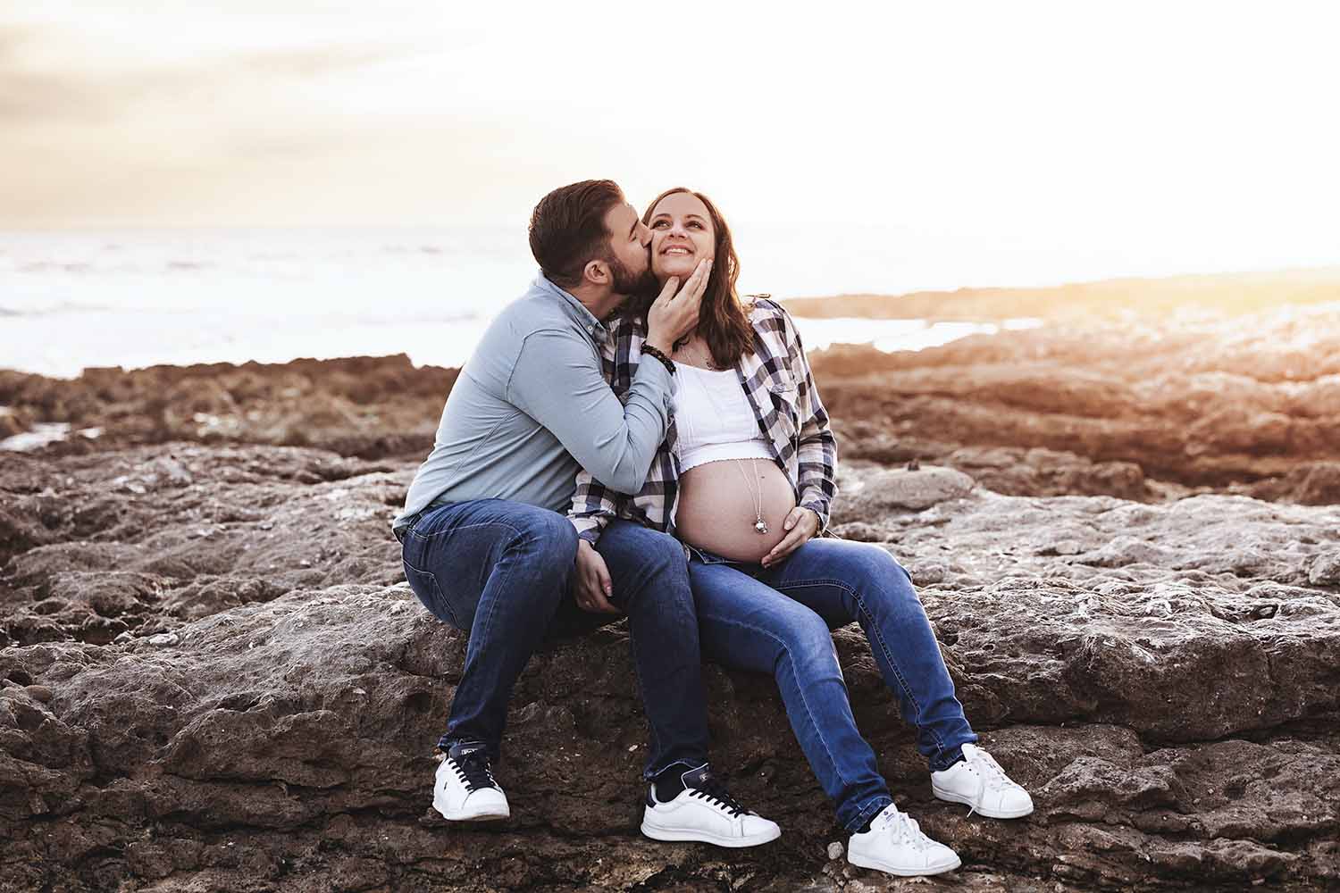 Séance photo grossesse de Christophe et Laura à Sausset-les-Pins